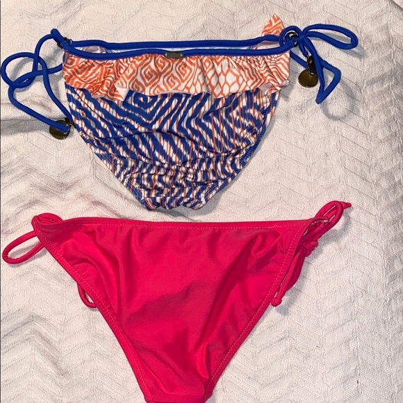 Bikini 👙 Bundle - Picture 2 of 4